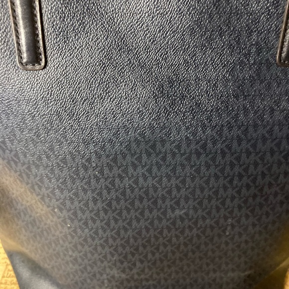MICHAEL KORS CASSIE NAVY canvas tote - Picture 5 of 7